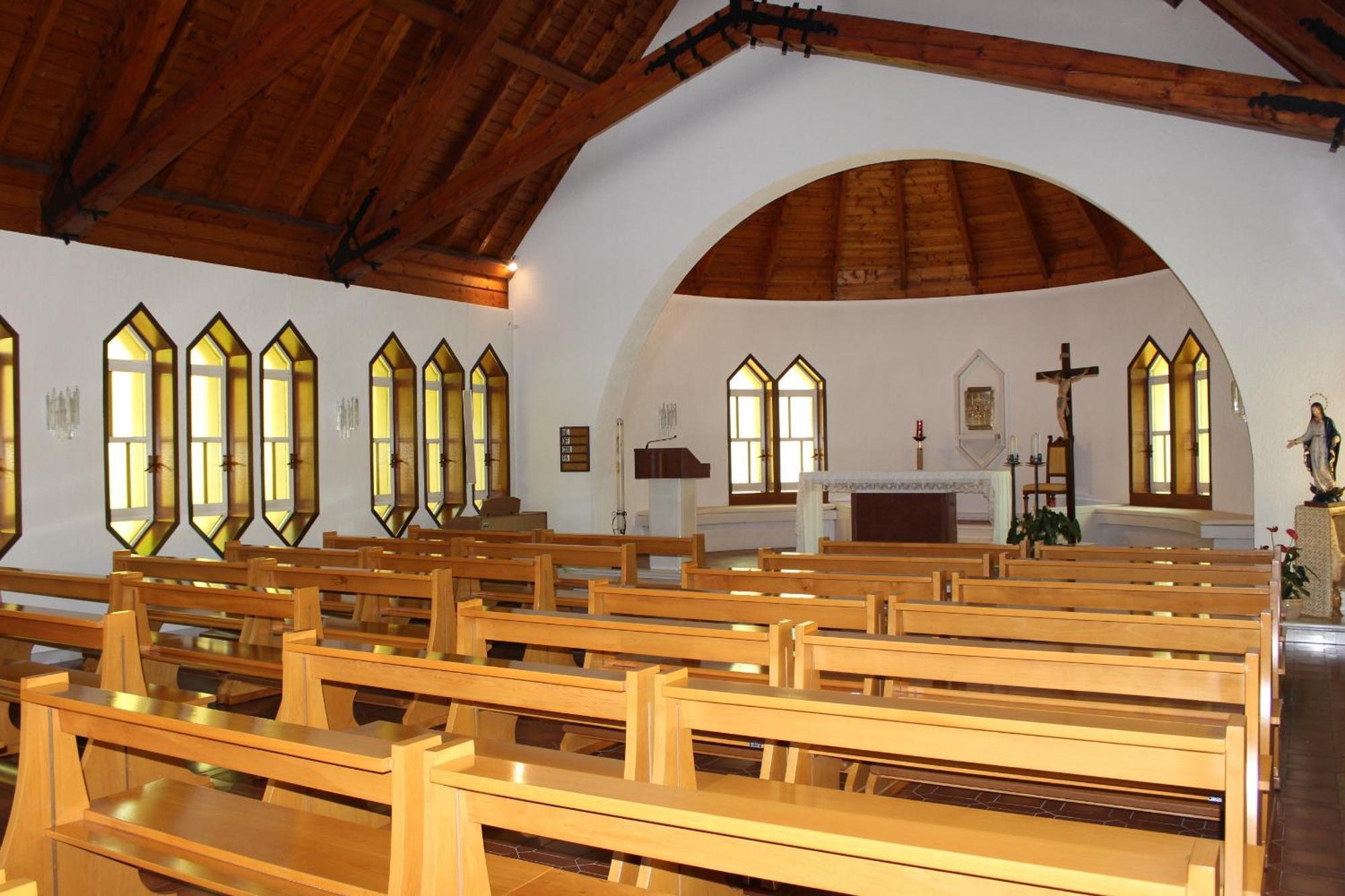 Centro Di Spiritualita Maria Candida Armeno Exteriör bild
