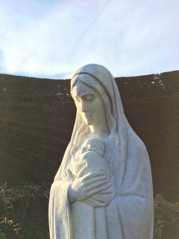 Centro Di Spiritualita Maria Candida Armeno Exteriör bild