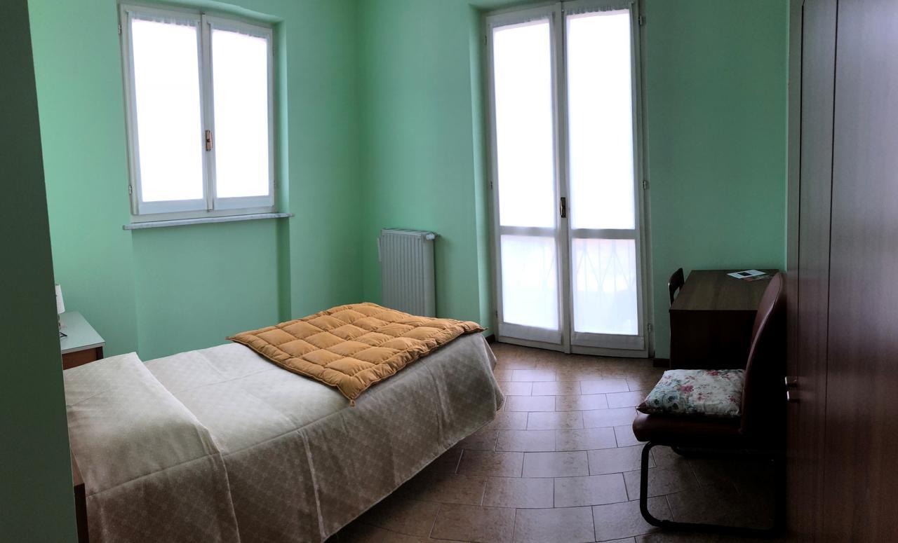 Centro Di Spiritualita Maria Candida Armeno Exteriör bild
